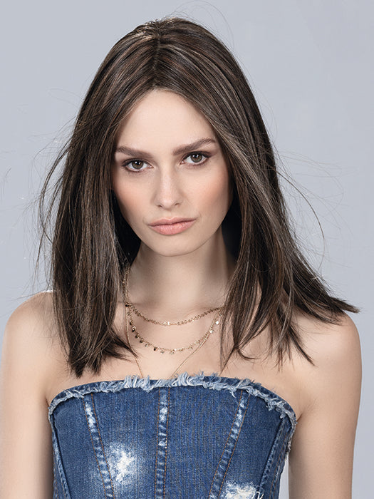 Coffee Brown Mix | 8.6.20 | Medium Brown And Dark Brown With Light Strawberry Blonde Blend