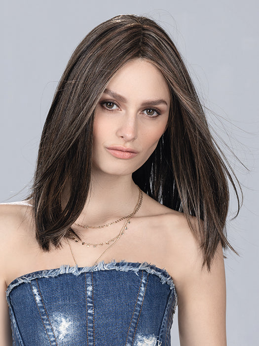 Coffee Brown Mix | 8.6.20 | Medium Brown And Dark Brown With Light Strawberry Blonde Blend