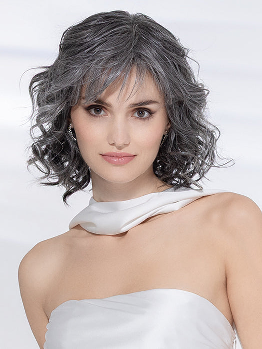 Salt/Pepper Mix 51.44.39 | Black/Dark Brown, Darkest Brown, And Lightest Brown With Grey Blend