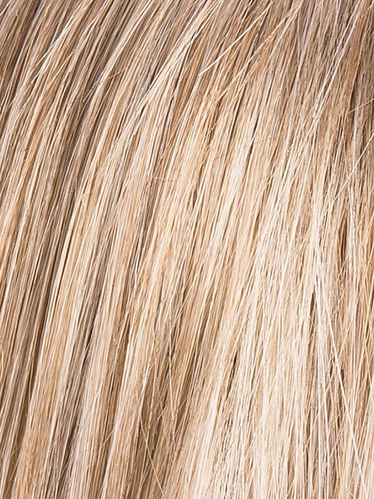 Pearl Rooted 101.14 | Pearl Platinum and Medium Ash Blonde Blend with Shaded Roots