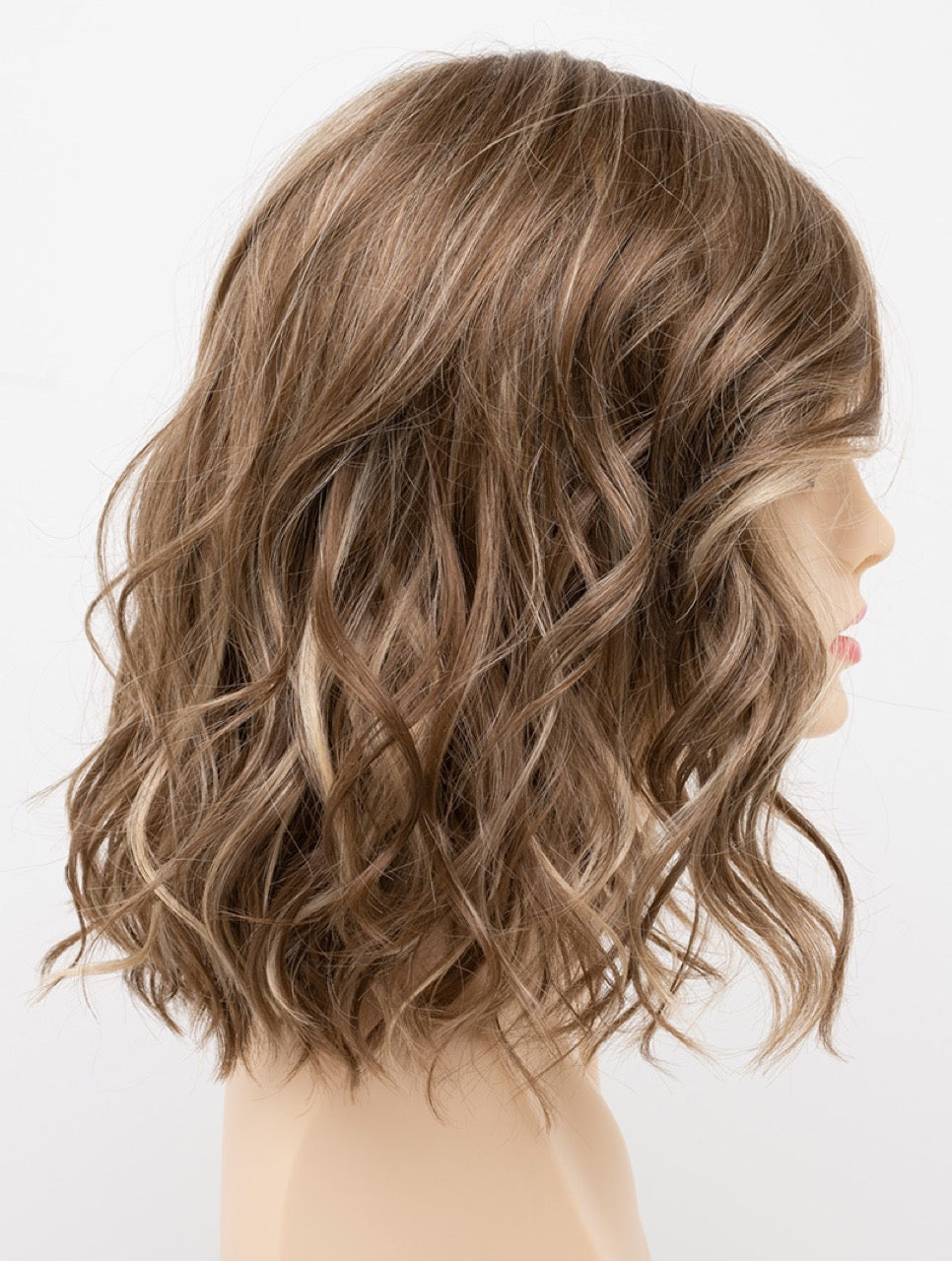 Almond Breeze | 18/22 | Cool dark Blonde with Highlights