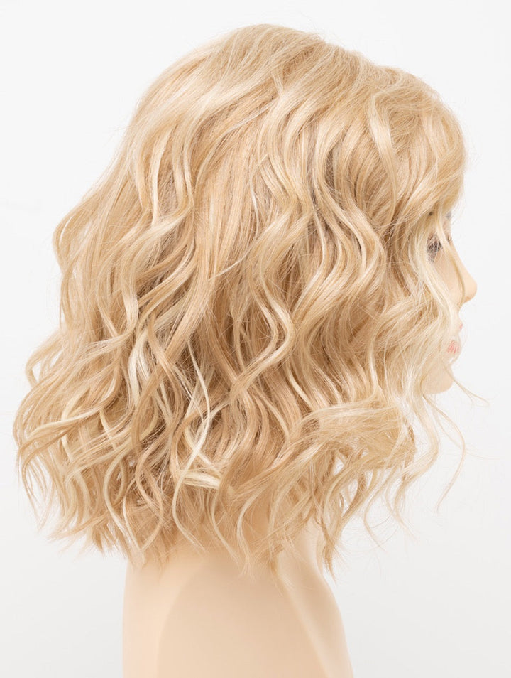 Medium Blonde | 26/23 | Sandy Blonde