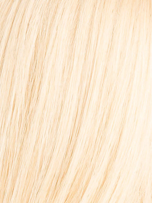 Champange Rooted 22.26 | Light Neutral Blonde and Light Golden Blonde Blend with Shaded Roots