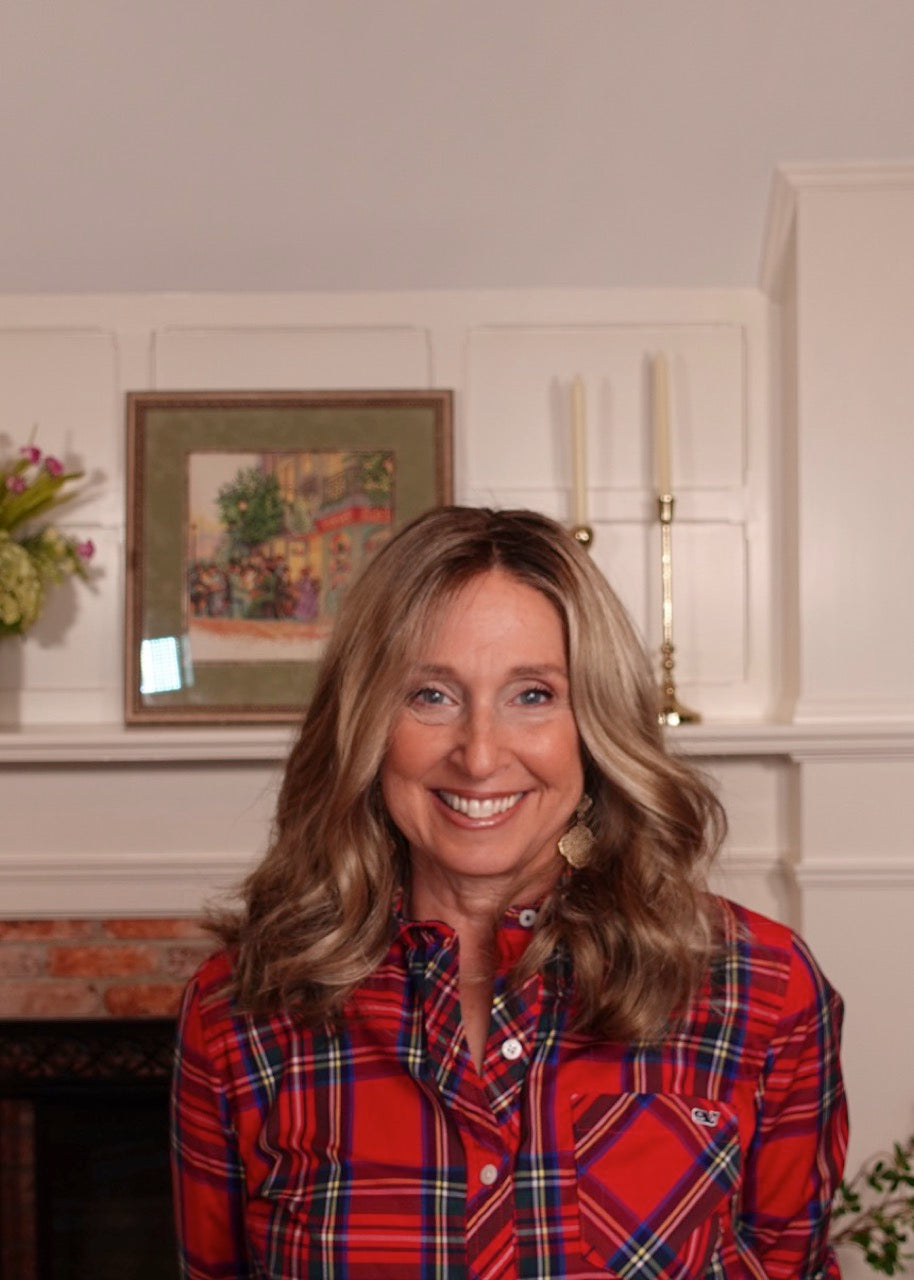 Frannie wearing Molly in Golden Sandstone