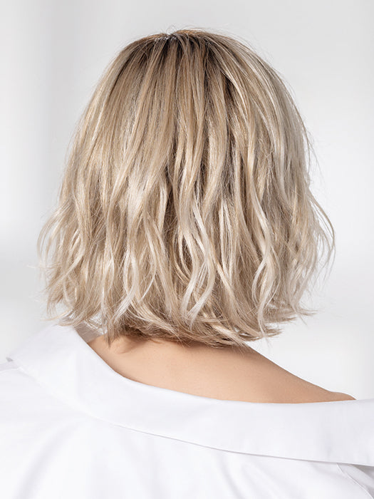 Pearl Blonde Rooted 101.16.14 | Pearl Platinum With Medium Blonde And Medium Ash Blonde Blend With Shaded Roots