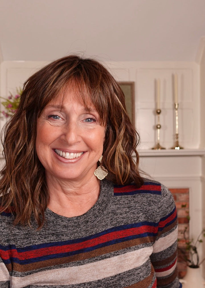 Frannie wearing Frankie in CKISSRT4