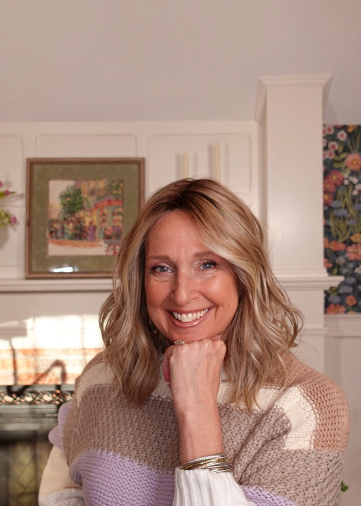 Frannie wearing Somers in RH1488RT8