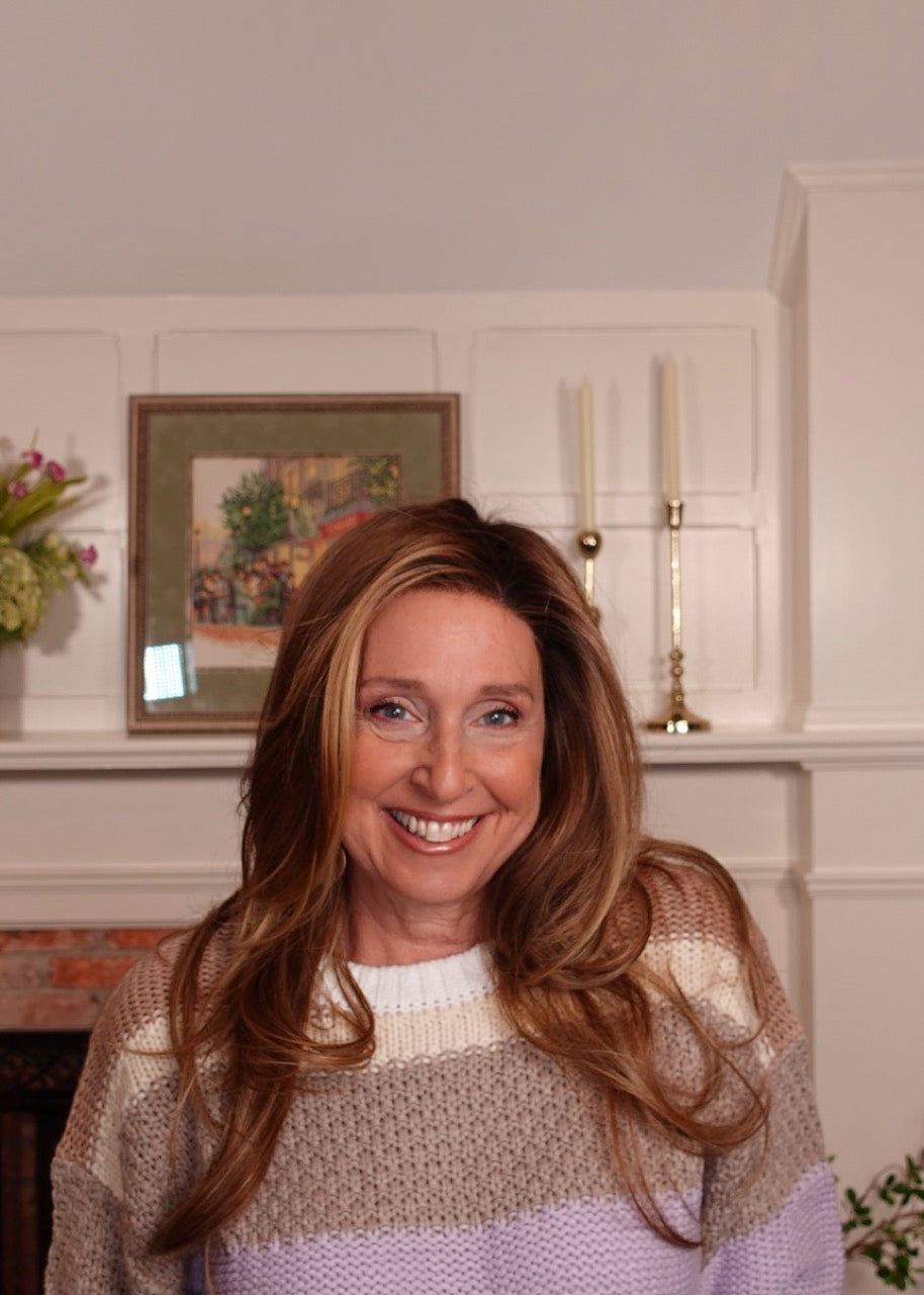 Frannie wearing Mirage Deluxe in Light Bernstein Rooted