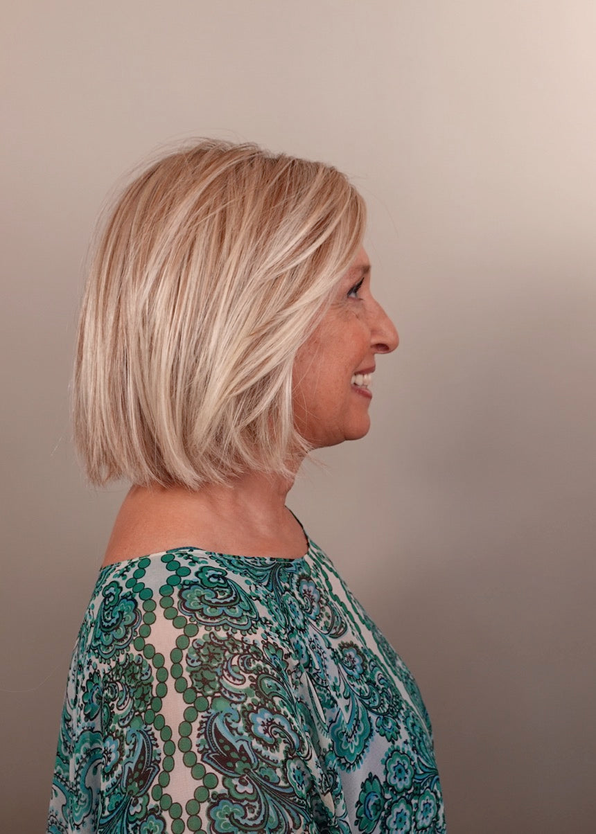 Frannie wearing Ready in Pearl Blonde Rooted