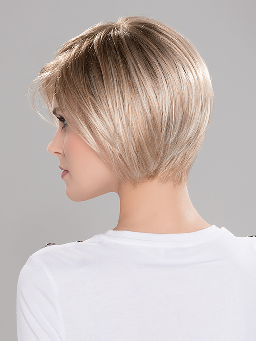 Light Caramel Rooted 20.26.25 | Light Strawberry Blonde and Light Golden Blonde with Lightest Golden Blonde Blend with Shaded Roots