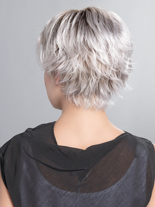 Ice Blonde Shaded 60.1001.16 | Pearl White and Winter White with Medium Blonde and Shaded Roots