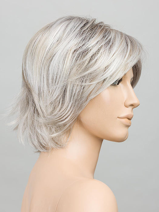 Silver Blonde Rooted 60.101.24 | Pearl White With Pearl Platinum And Lightest Ash Blonde Blend With Shaded Roots