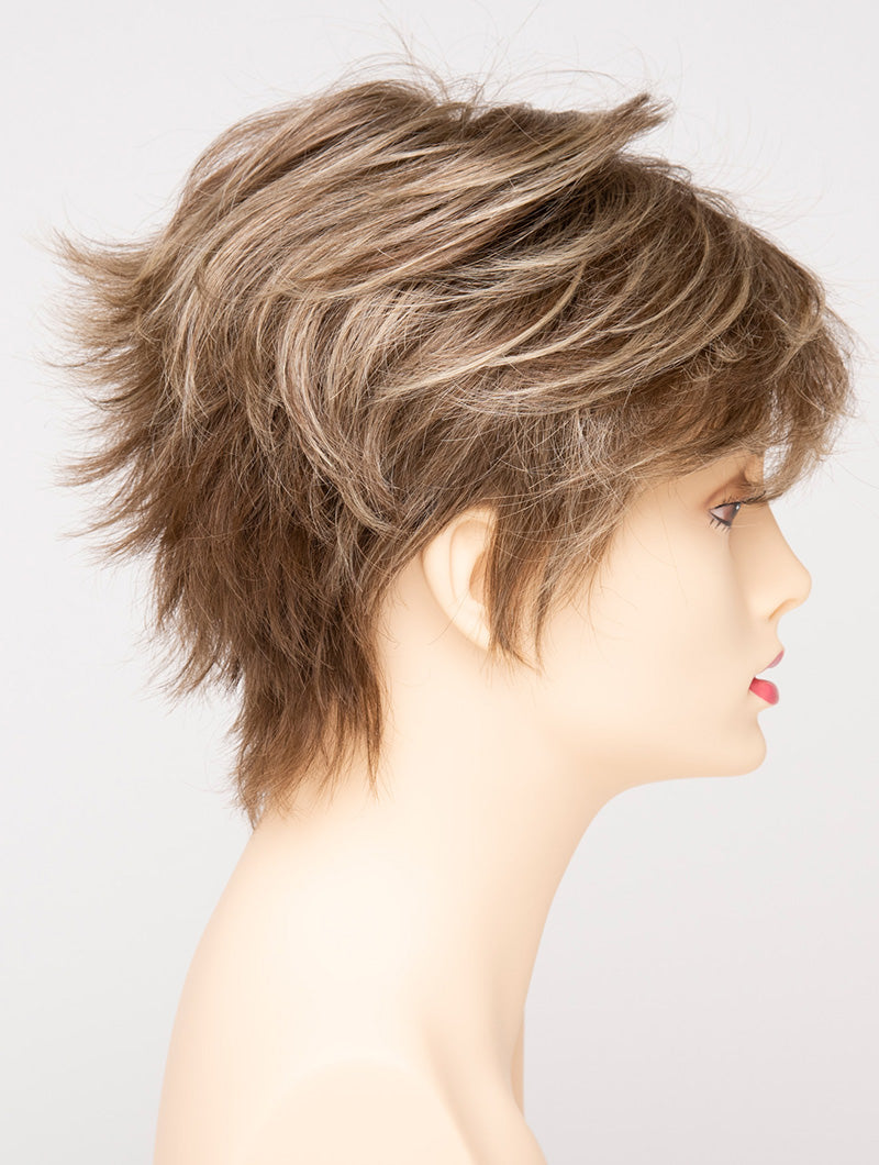 Almond Breeze | 18/22 | Cool dark Blonde with Highlights