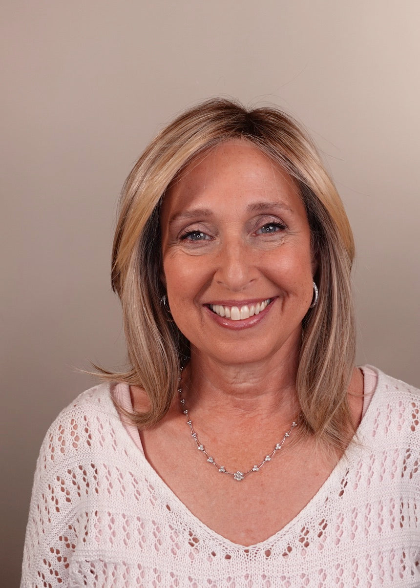 Frannie wearing Sloane in 12FS8 Shaded Praline