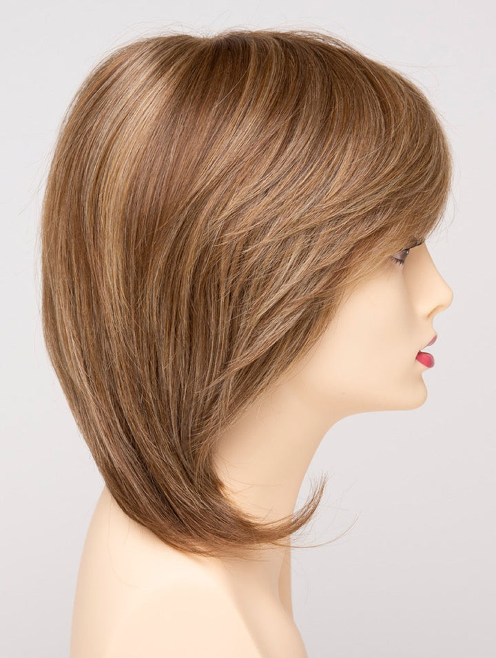 Dark Blonde | 16/23 | Neutral Dark Blonde with Highlights