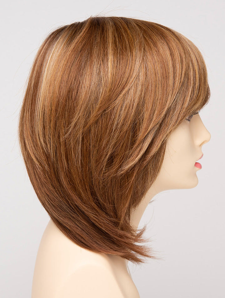 Golden Nutmeg | 27/26/23 R8 | 3-Tone blend of a Cinnamon Brown Base, Chocolate, Brown Roots, and Golden Blonde highlights