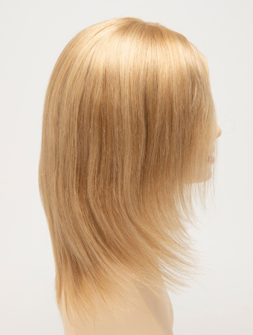 Medium Blonde | 26/23 | Sandy Blonde