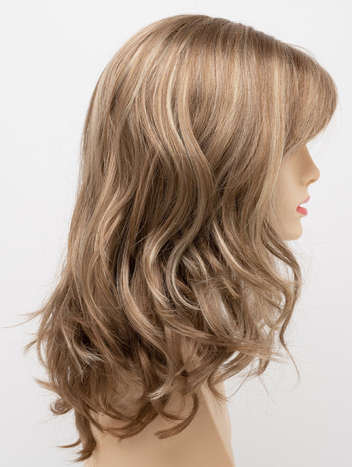 Dark Blonde | 16/23 | Neutral Dark Blonde with Highlights