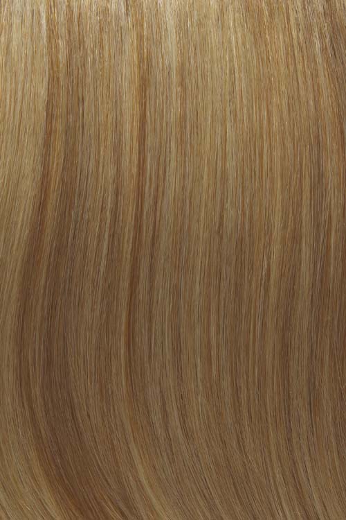 Golden blonde highlighted blend with subtle hints of strawberry