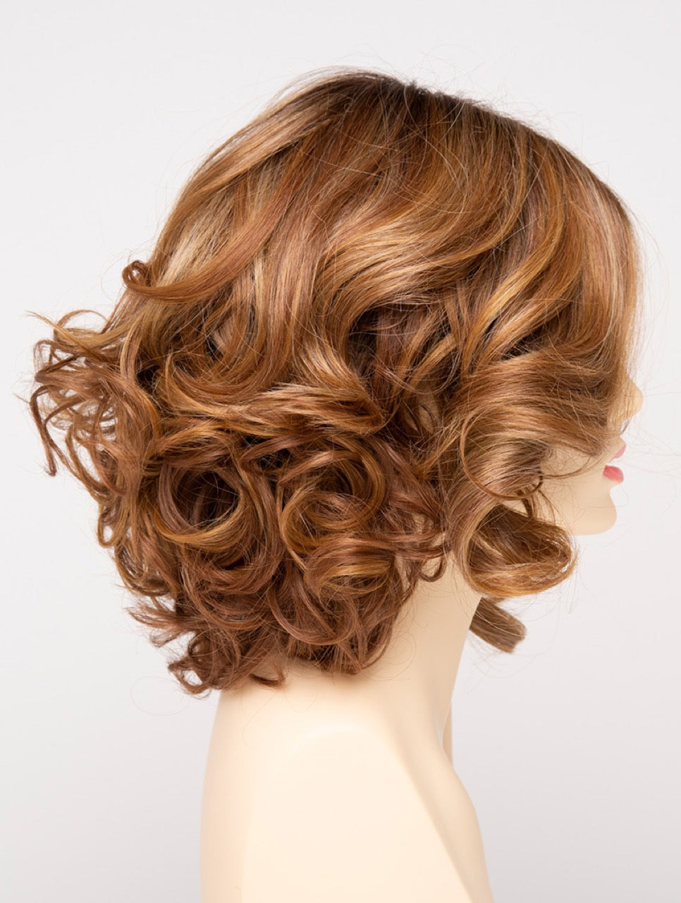 Golden Nutmeg | 27/26/23 R8 | 3-Tone blend of a Cinnamon Brown Base, Chocolate, Brown Roots, and Golden Blonde highlights