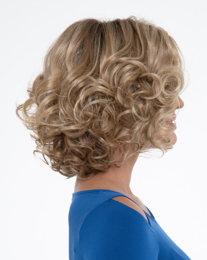 Isabella in Sparkling Champagne