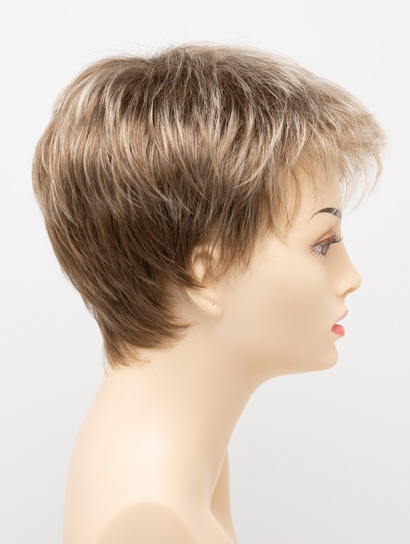 Almond Breeze | 18/22 | Cool dark Blonde with Highlights