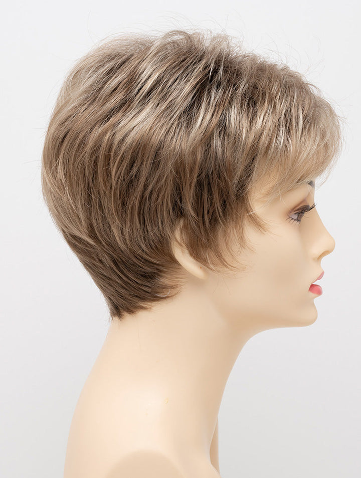 Sparkling Champagne | 26/23/14 R8 | Rooted Neutral Light Blonde
