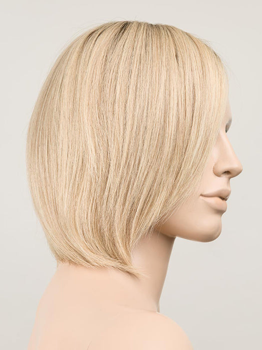 Champagne Rooted 22.26.25 | Light Neutral Blonde And Light/Lightest Golden Blonde Blend And Shaded Roots
