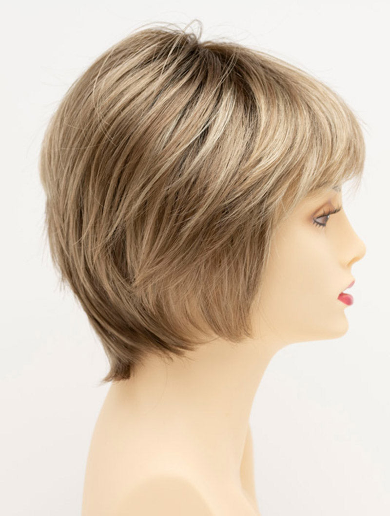 Sparkling Champagne | 26/23/14 R8 | Rooted Neutral Light Blonde