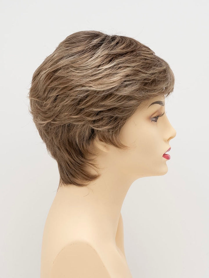 Sparkling Champagne | 26/23/14 R8 | Rooted Neutral Light Blonde