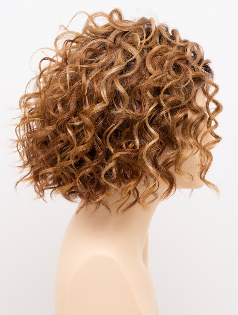 Golden Nutmeg | 27/26/23 R8 | 3-Tone blend of a Cinnamon Brown Base, Chocolate, Brown Roots, and Golden Blonde highlights