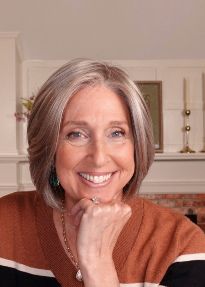 Frannie wearing Ava in 101F48T Martini