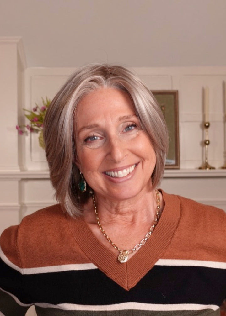 Frannie wearing Ava in 101F48T Martini