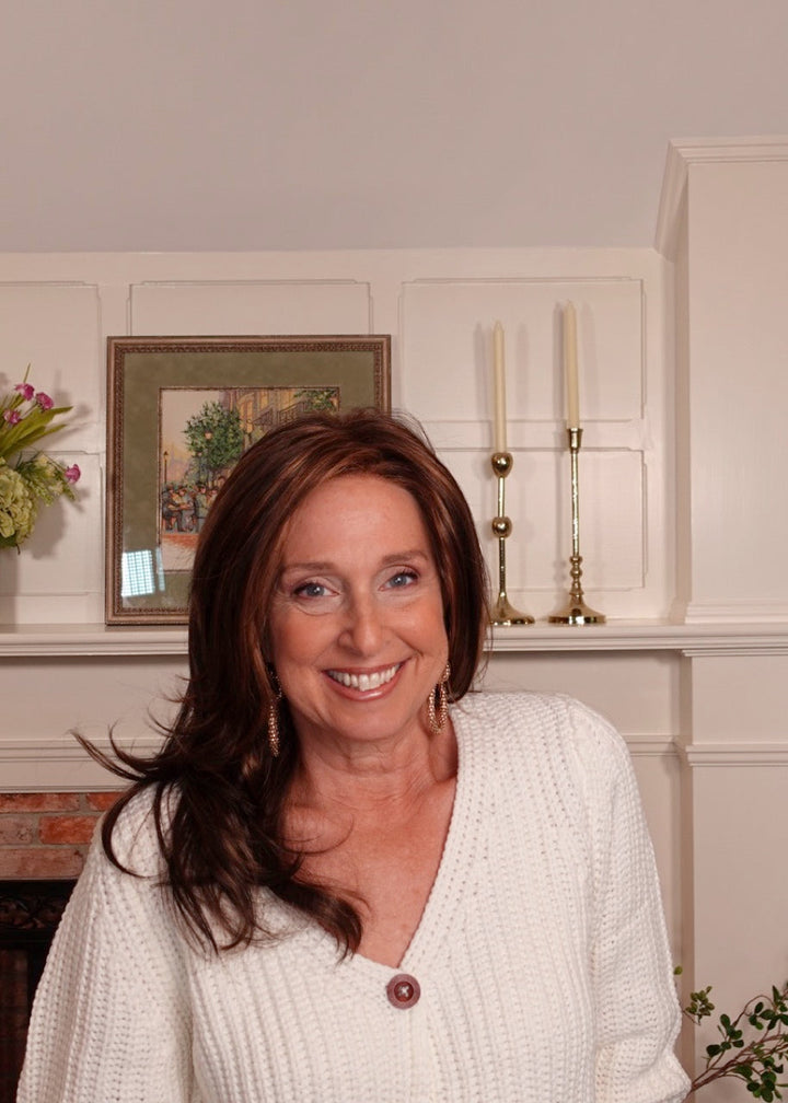 Frannie wearing Miranda Lite in FS6/30/27 Toffee Truffle