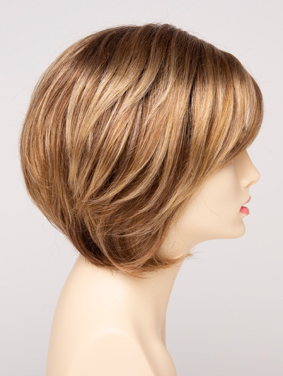 Golden Nutmeg | 27/26/23 R8 | 3-Tone blend of a Cinnamon Brown Base, Chocolate, Brown Roots, and Golden Blonde highlights
