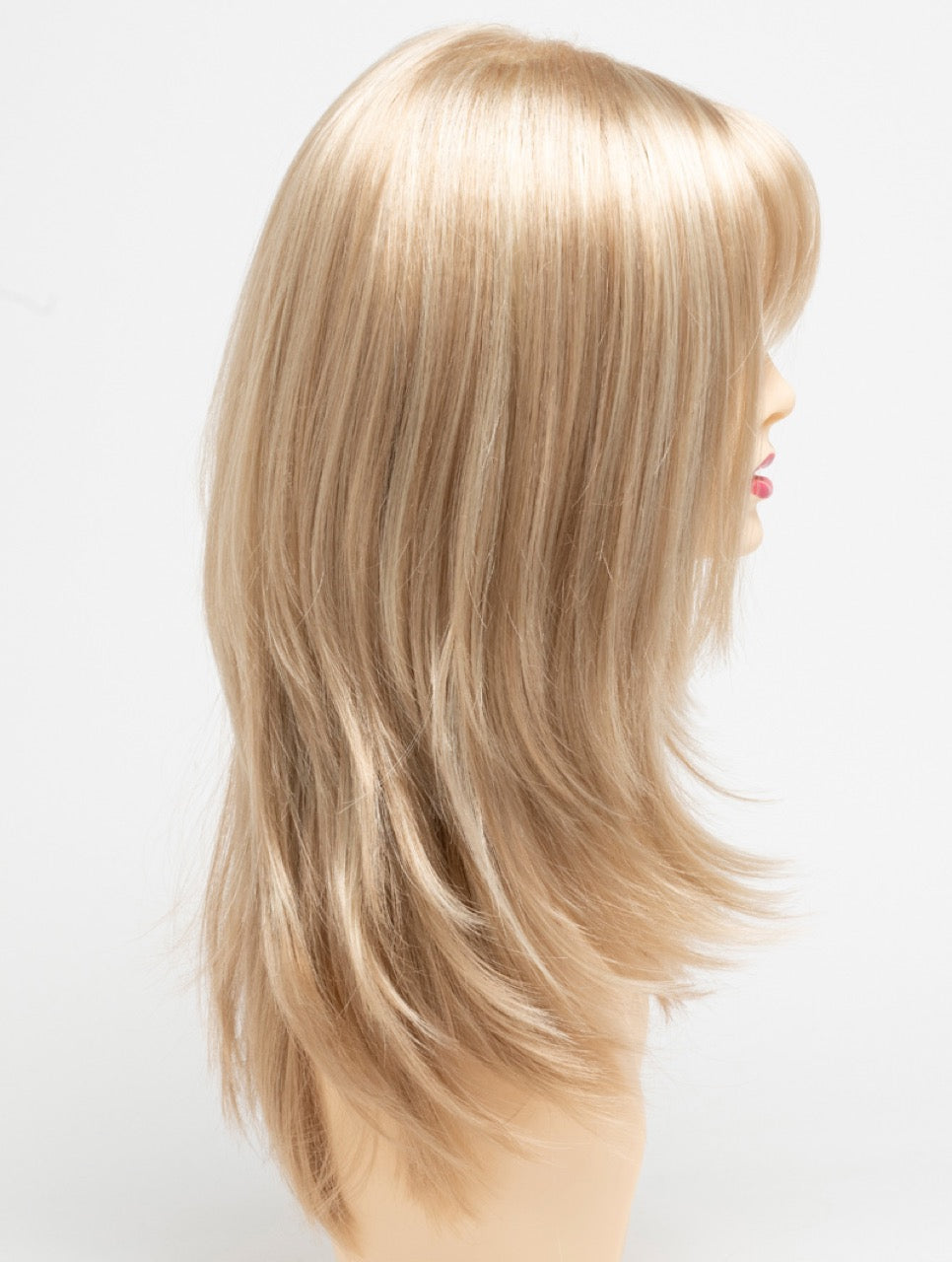 Medium Blonde | 26/23 | Sandy Blonde