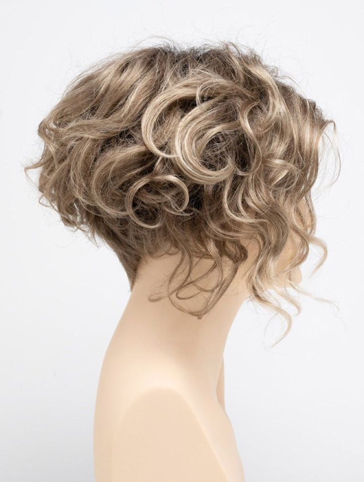 Golden Sandstone | 41 R2 | Rooted Cool Medium Blonde