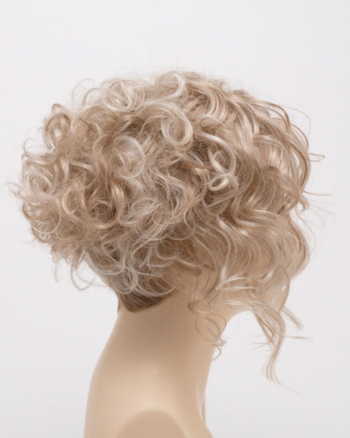 Kelsey in Light Blonde