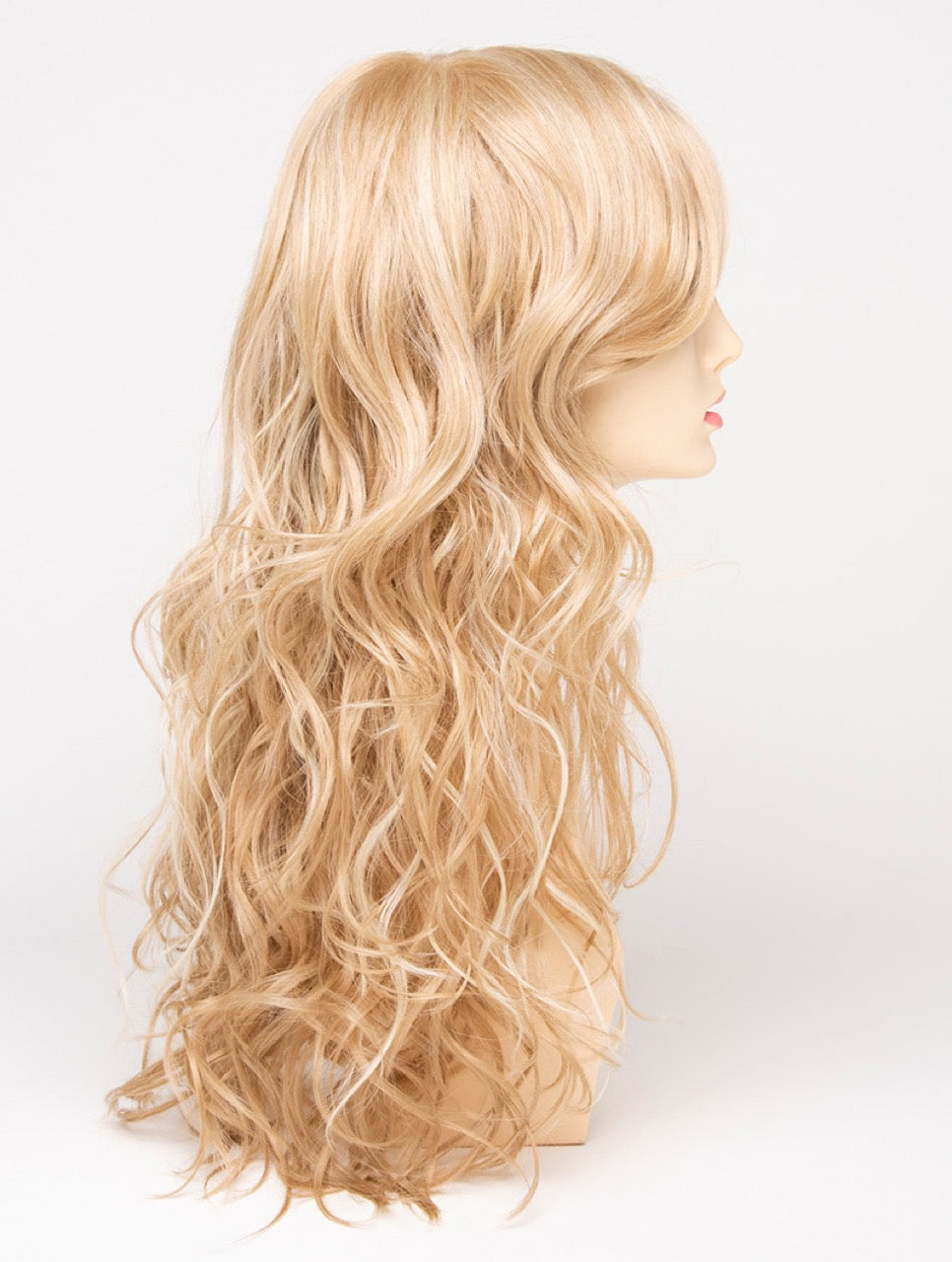 Medium Blonde | 26/23 | Sandy Blonde