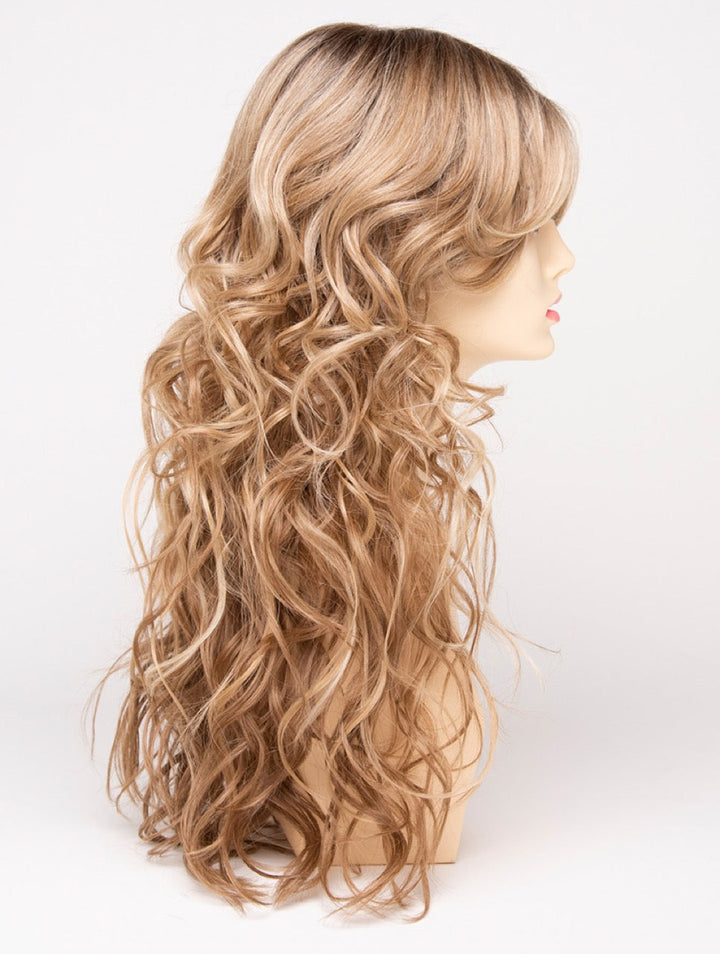 Sparkling Champagne | 26/23/14 R8 | Rooted Neutral Light Blonde