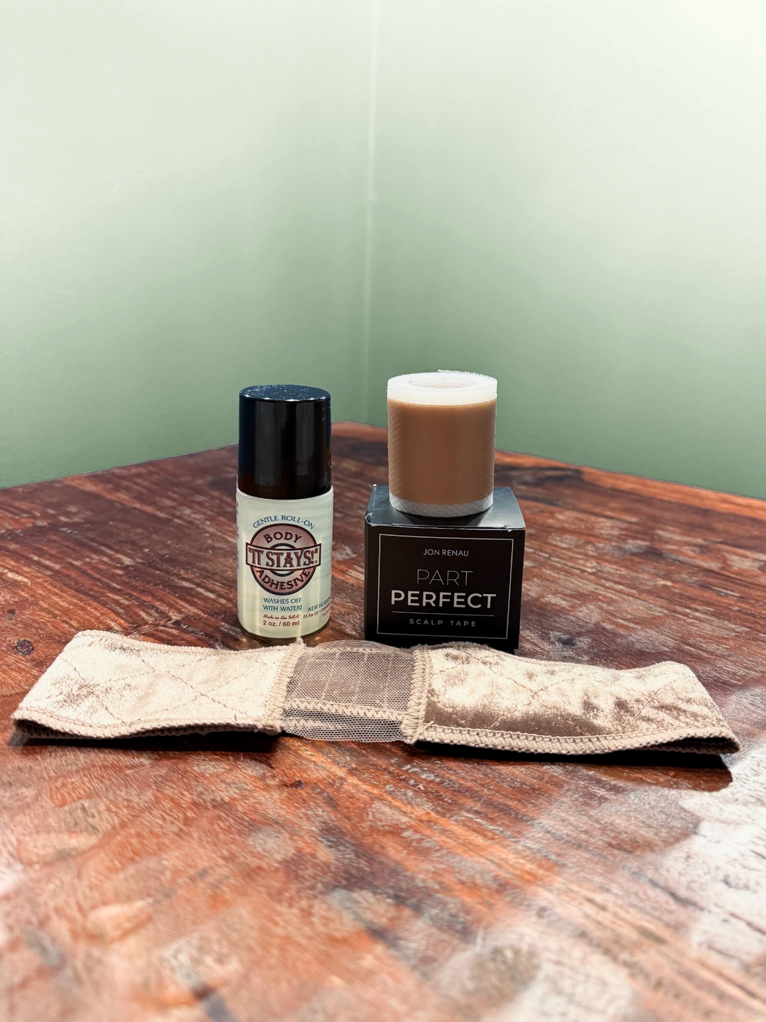 The Lace Confidence Kit