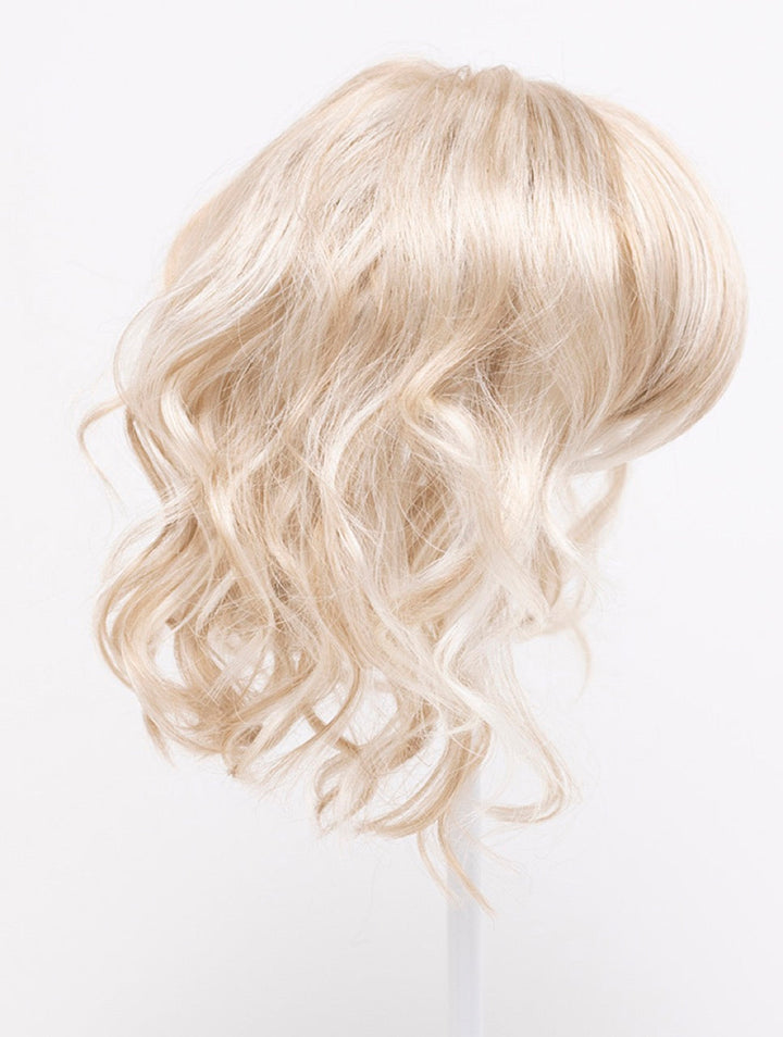 Light Blonde | 601 | Cool Pale Blonde