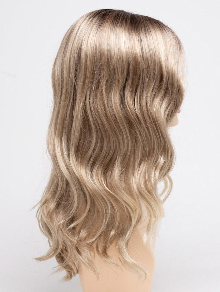 Champagne Shadow | 14/613 R8 | Rooted Pale Golden Blonde