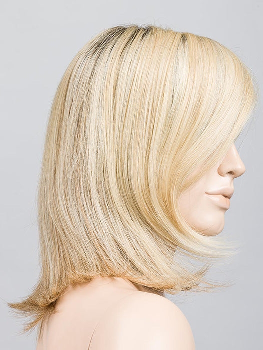 Sahara Beige Rooted 26.20.25 | Light Golden Blonde, Light Strawberry Blonde, and Lightest Golden Blonde Blend with Shaded Roots