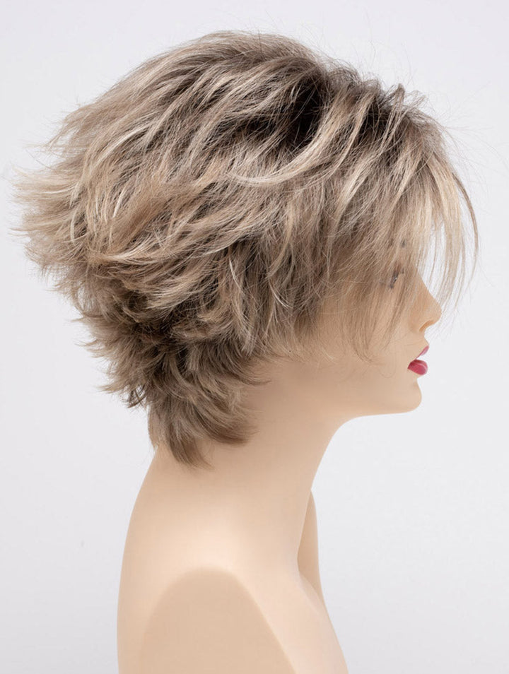 Champagne Shadow | 14/613 R8 | Rooted Pale Golden Blonde