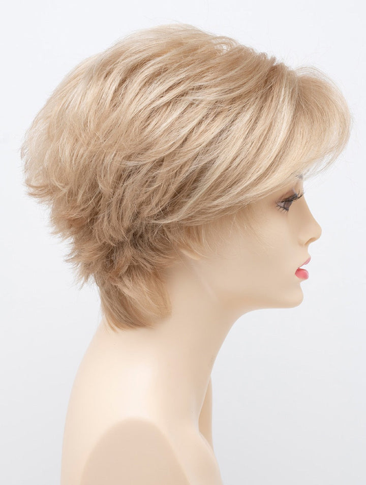 Medium Blonde | 26/23 | Sandy Blonde