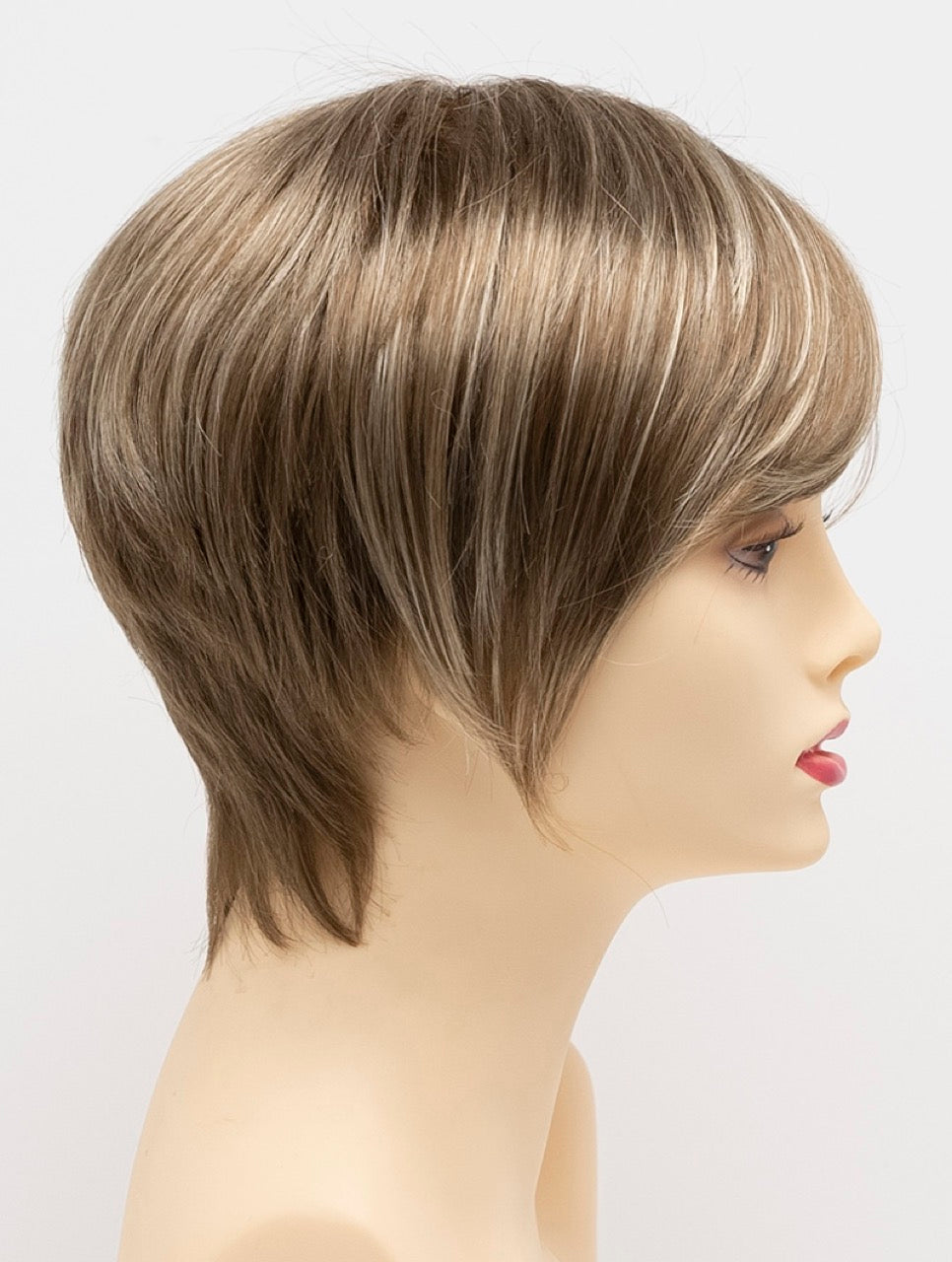 Almond Breeze | 18/22 | Cool dark Blonde with Highlights