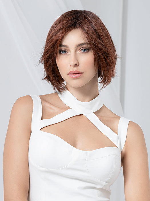 Mood Deluxe In Cinnamon Brown Rooted 33.30.130 | Dark And Light Auburn With Deep Copper Brown Blend And Shaded Roots