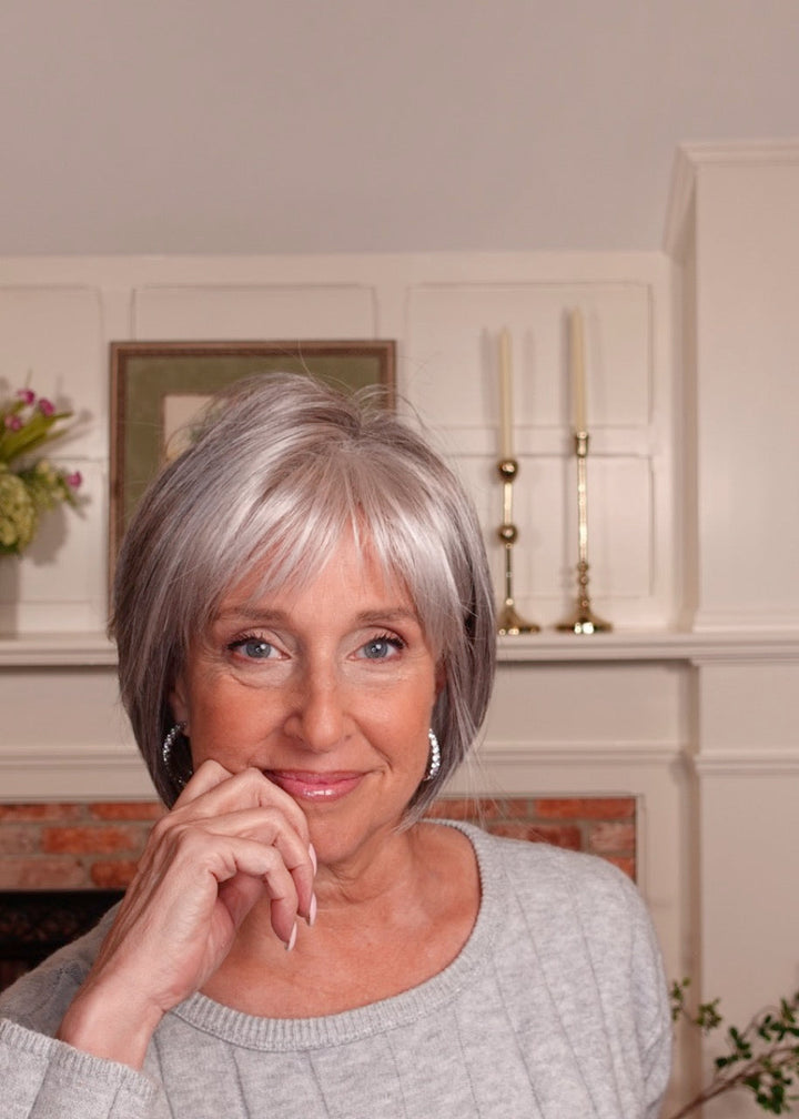 Frannie wearing Meadow in Silver Stone