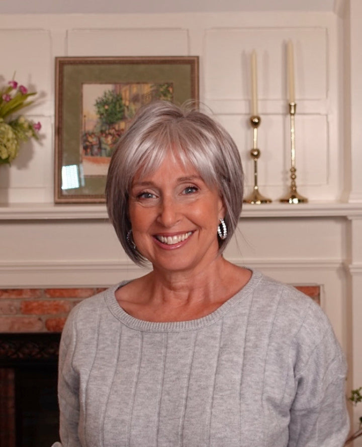 Frannie wearing Meadow in Silver Stone